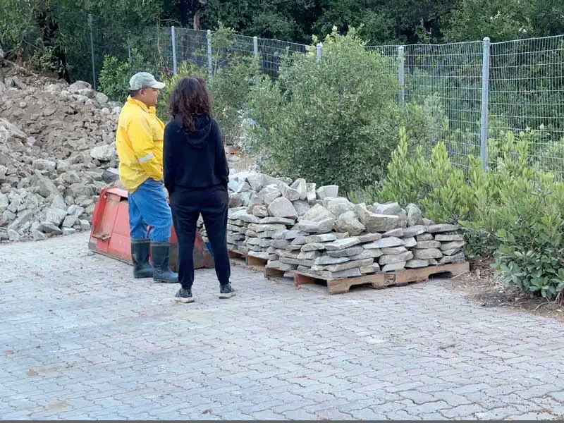making our stone-veneer
